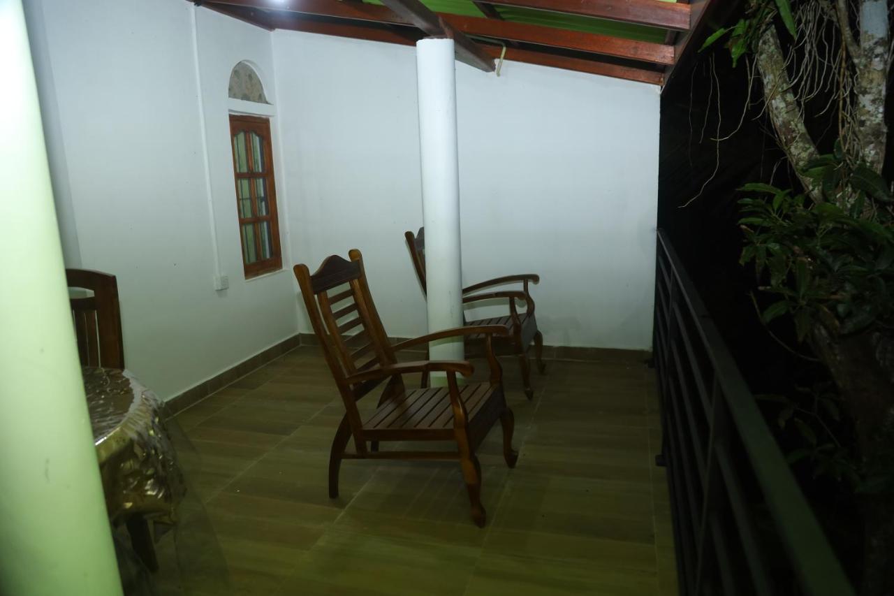 Forest View Home Stay Анурадхапура Екстериор снимка