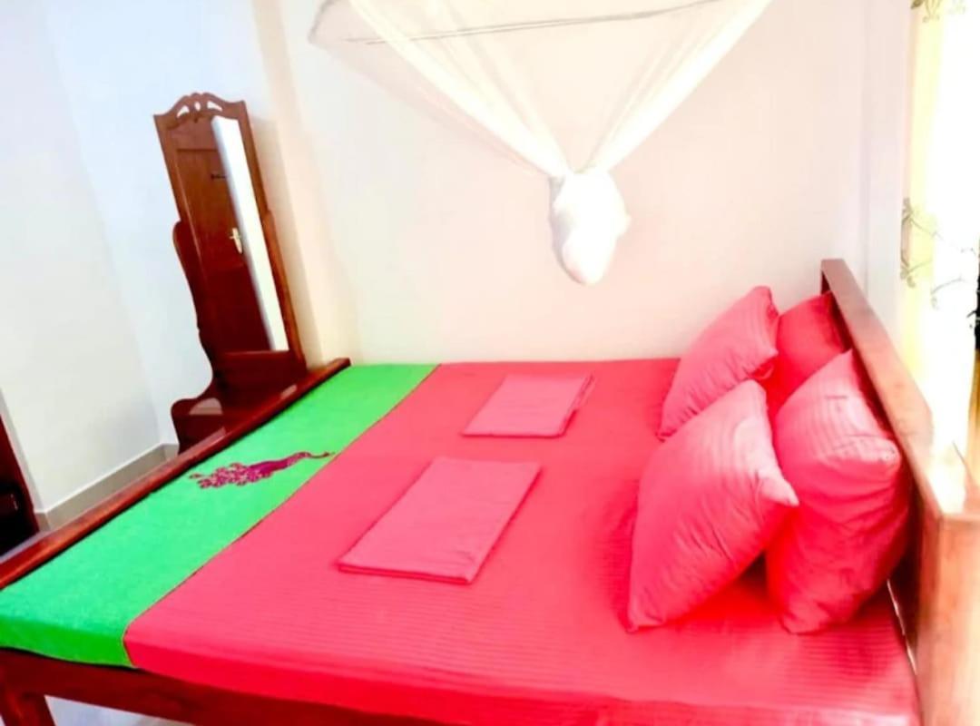 Forest View Home Stay Анурадхапура Екстериор снимка